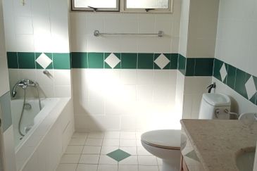 Bungaraya Kondominium, Saujana Subang