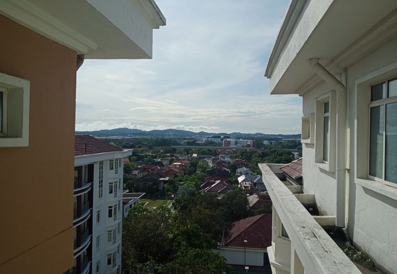 Bungaraya Kondominium, Saujana Subang