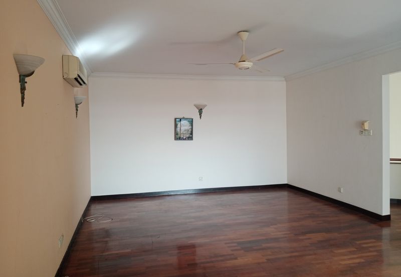 Bungaraya Kondominium, Saujana Subang