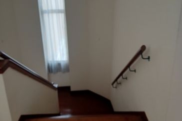 Bungaraya Kondominium, Saujana Subang