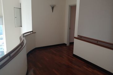 Bungaraya Kondominium, Saujana Subang