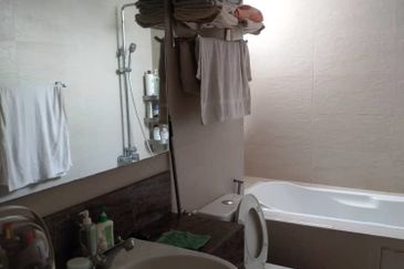 Ara Hill Condominium