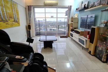 Sterling Condominium