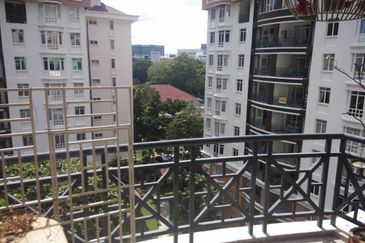 Bungaraya Kondominium, Saujana Subang