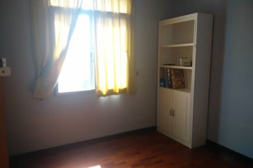 Bungaraya Kondominium, Saujana Subang