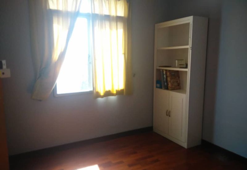 Bungaraya Kondominium, Saujana Subang