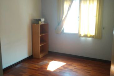 Bungaraya Kondominium, Saujana Subang