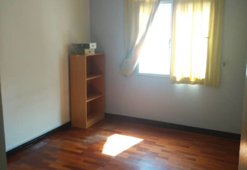 Bungaraya Kondominium, Saujana Subang