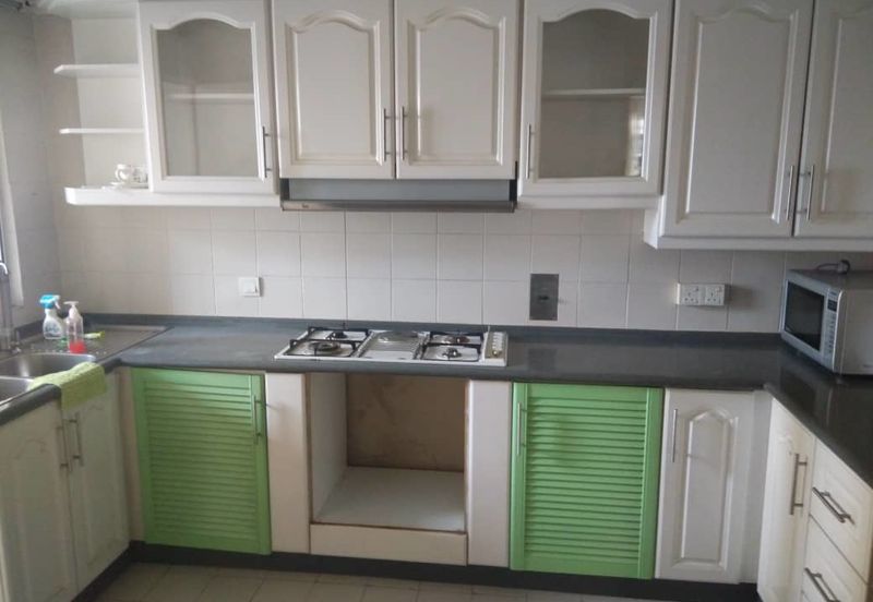 Bungaraya Kondominium, Saujana Subang