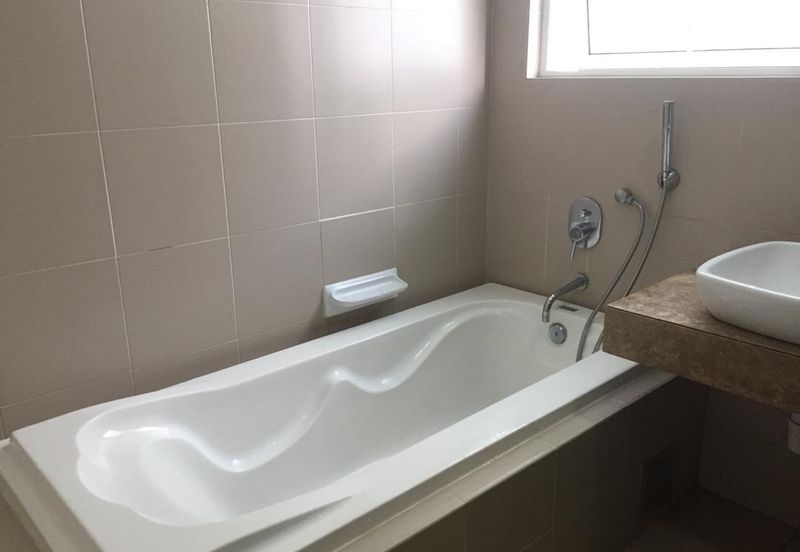 Amaya Saujana, Saujana Subang