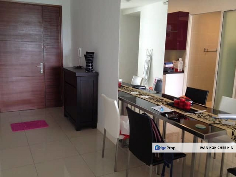 Facing Pool View Unit, Selangor, Saujana 