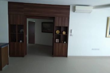 AraGreens Residences