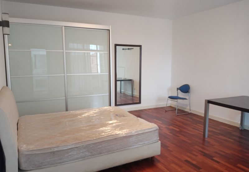 Bungaraya Kondominium, Saujana Subang