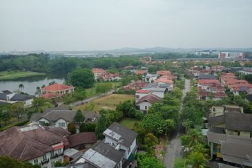 Bungaraya Kondominium, Saujana Subang