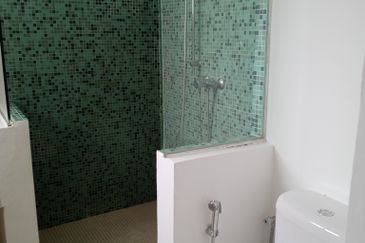 Bungaraya Kondominium, Saujana Subang