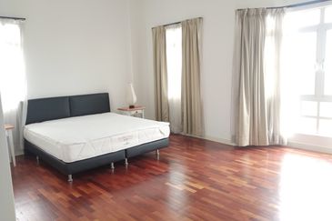 Bungaraya Kondominium, Saujana Subang