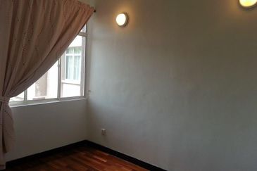 Bungaraya Kondominium, Saujana Subang