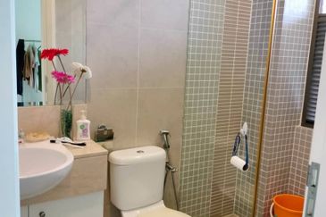 Ara Hill Condominium