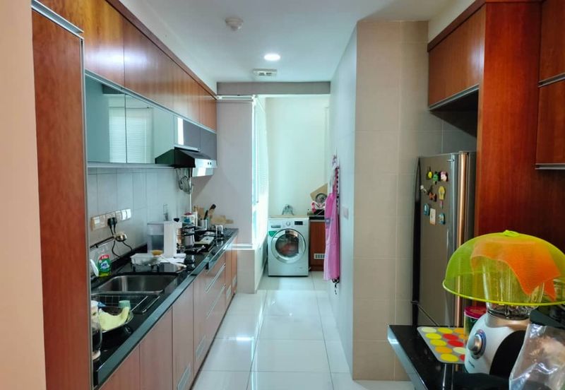 Ara Hill Condominium