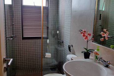 Ara Hill Condominium