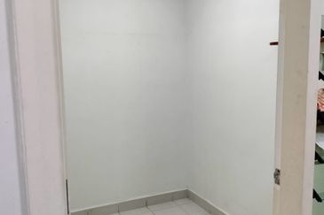 Ara Hill Condominium