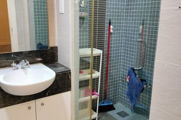 Ara Hill Condominium