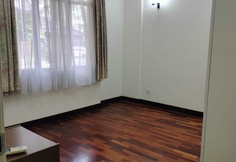 Bungaraya Kondominium, Saujana Subang