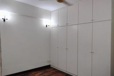 Bungaraya Kondominium, Saujana Subang