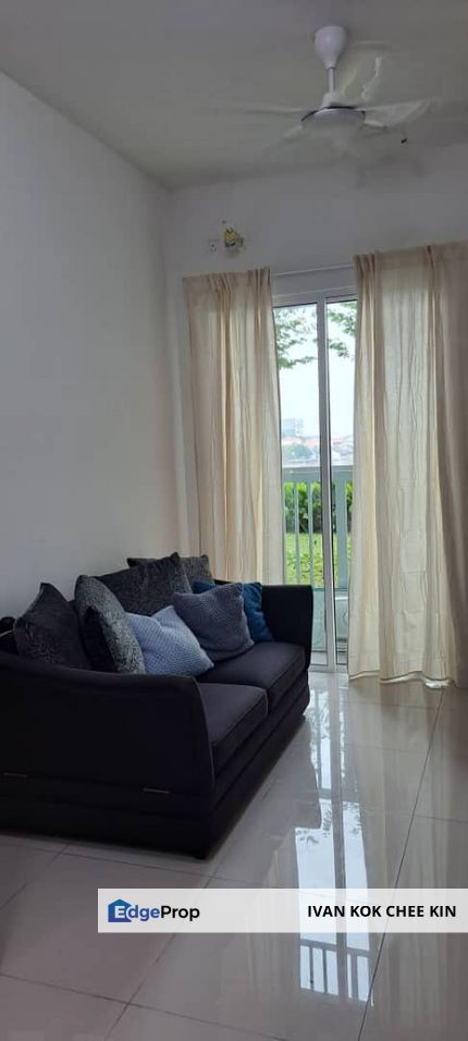Brand New Unit, Selangor, Kayu Ara