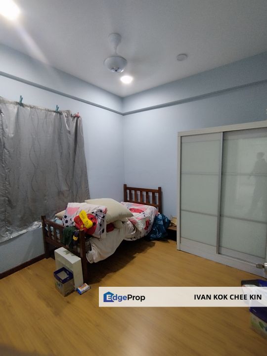 Well Maintained Unit With 2 Carpark Lot, Selangor, Petaling Jaya