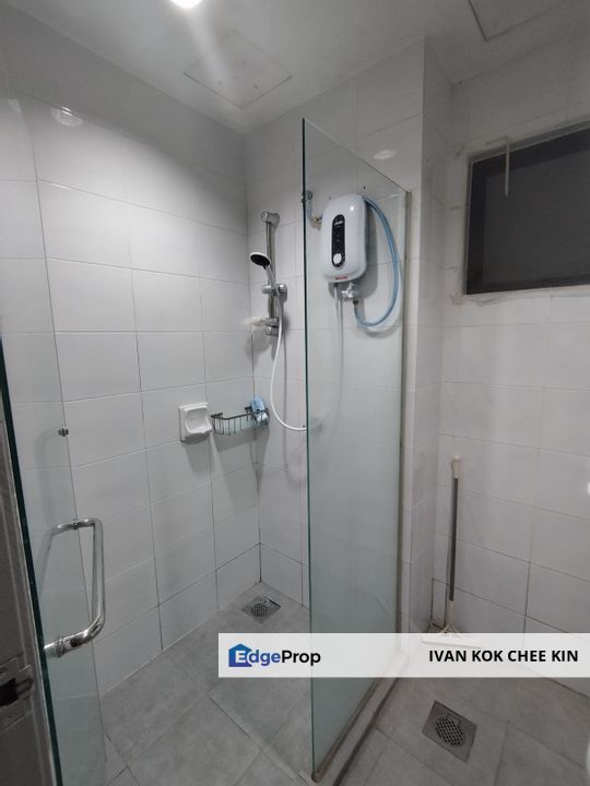 Well Maintained Unit With 2 Carpark Lot, Selangor, Petaling Jaya
