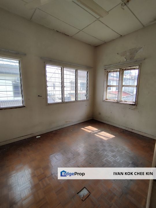 Basic End Lot Unit, Selangor, USJ