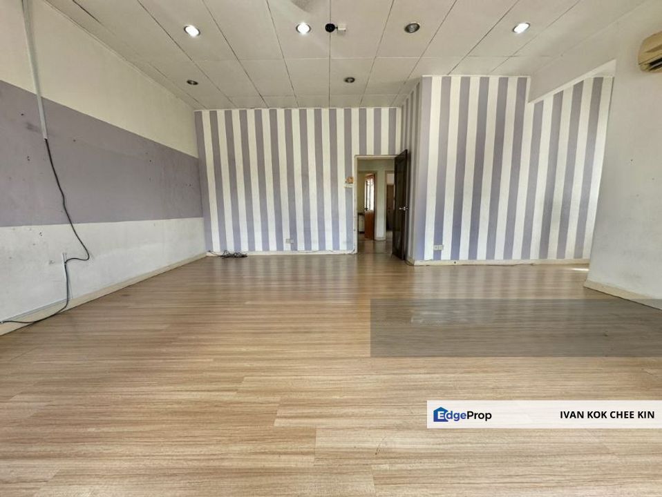 Limited Corner House, Selangor, USJ