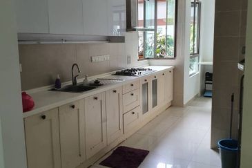 Ara Hill Condominium