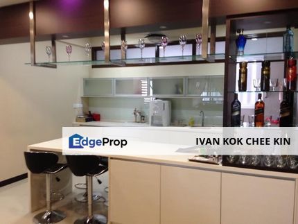 Well Renovated With 3 Carpark Lot, Selangor, Bandar Utama