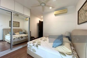 Fully Renovated & Extended, Good Unit Condition with Huge Garden