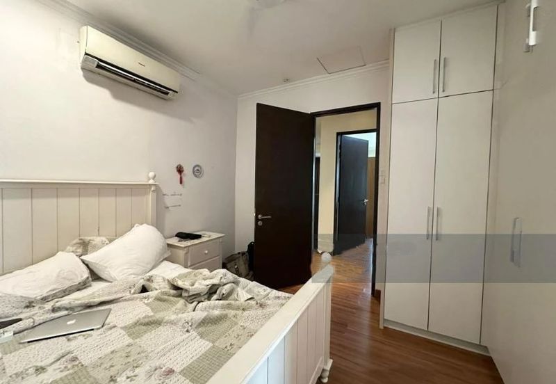 Fully Renovated & Extended, Good Unit Condition with Huge Garden