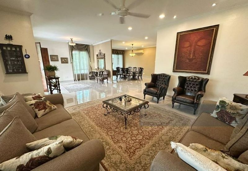 Fully Renovated & Extended, Good Unit Condition with Huge Garden