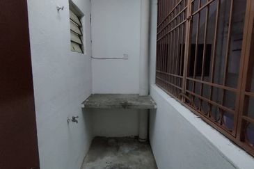 Bayu Puteri Apartment