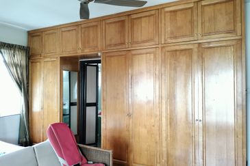 Bungaraya Kondominium, Saujana Subang