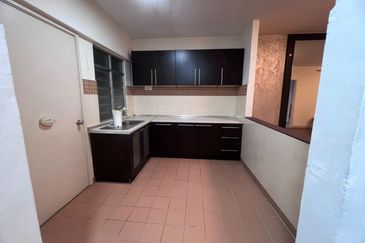 Perdana Exclusive Condominium