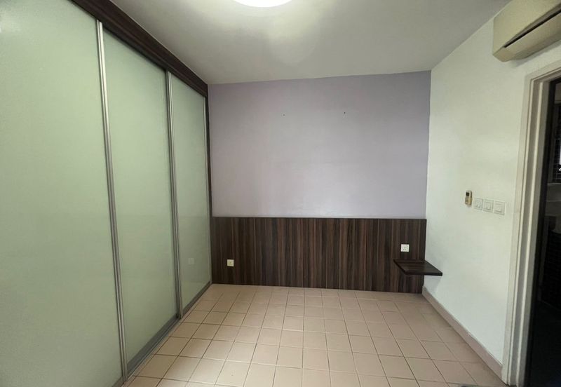 Perdana Exclusive Condominium