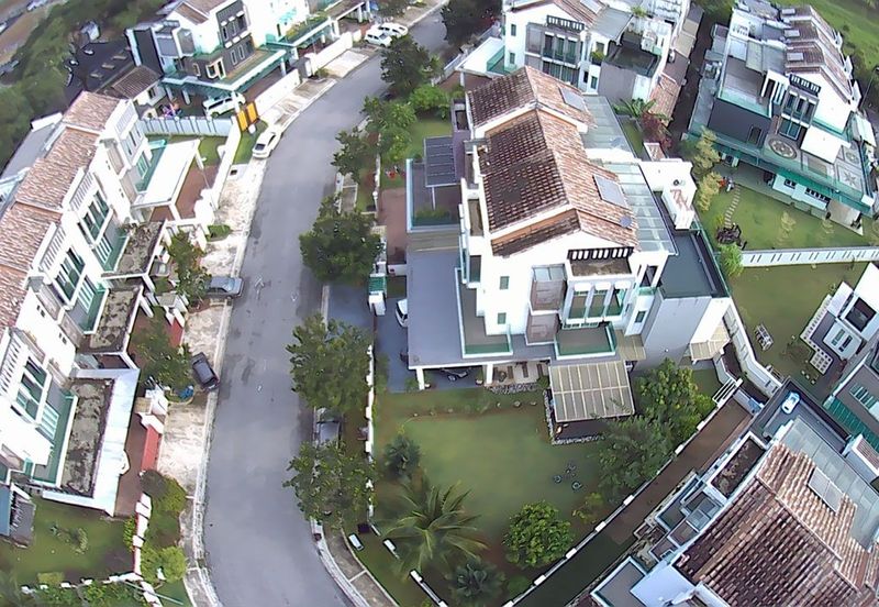 Huge side land, End Lot Unit, 2.5 Storey USJ Heights