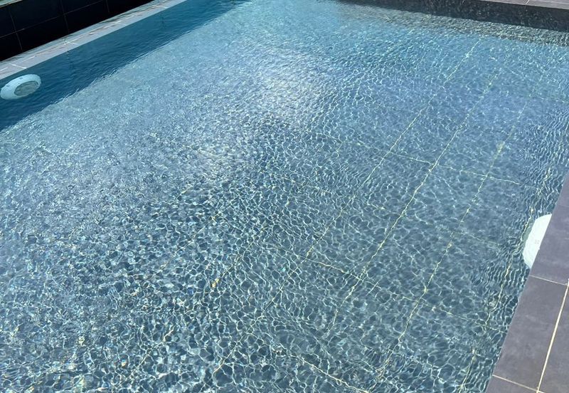 Huge side land, End Lot Unit, 2.5 Storey USJ Heights