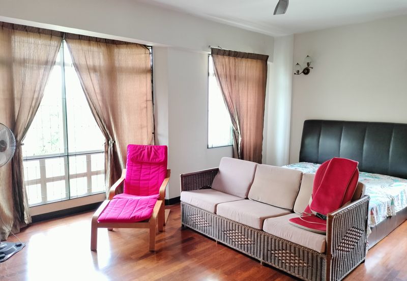 Bungaraya Kondominium, Saujana Subang