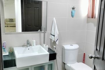 Bungaraya Kondominium, Saujana Subang