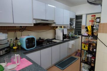 Perdana Exclusive Condominium