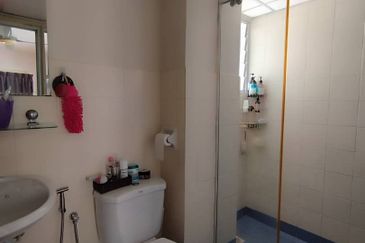 Perdana Exclusive Condominium