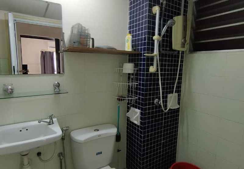 Perdana Exclusive Condominium