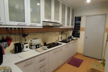 Perdana Exclusive Condominium